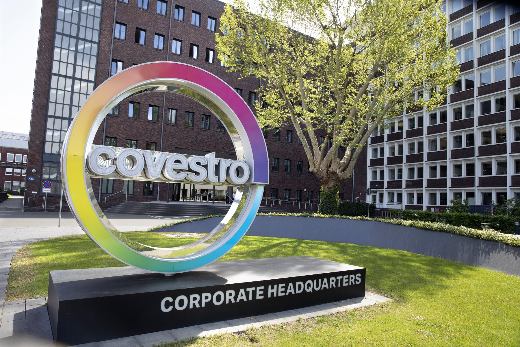 Covestro to acquire leading sustainable coating resins business from DSM